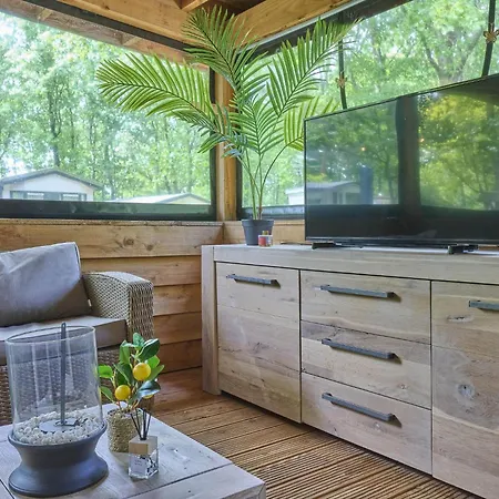 T Heische Hofje بيت للعطل زيلاند