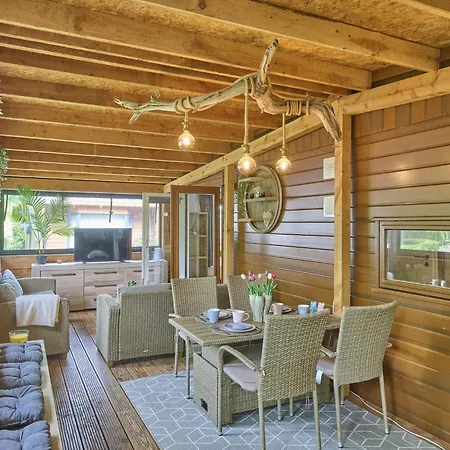 T Heische Hofje بيت للعطل *